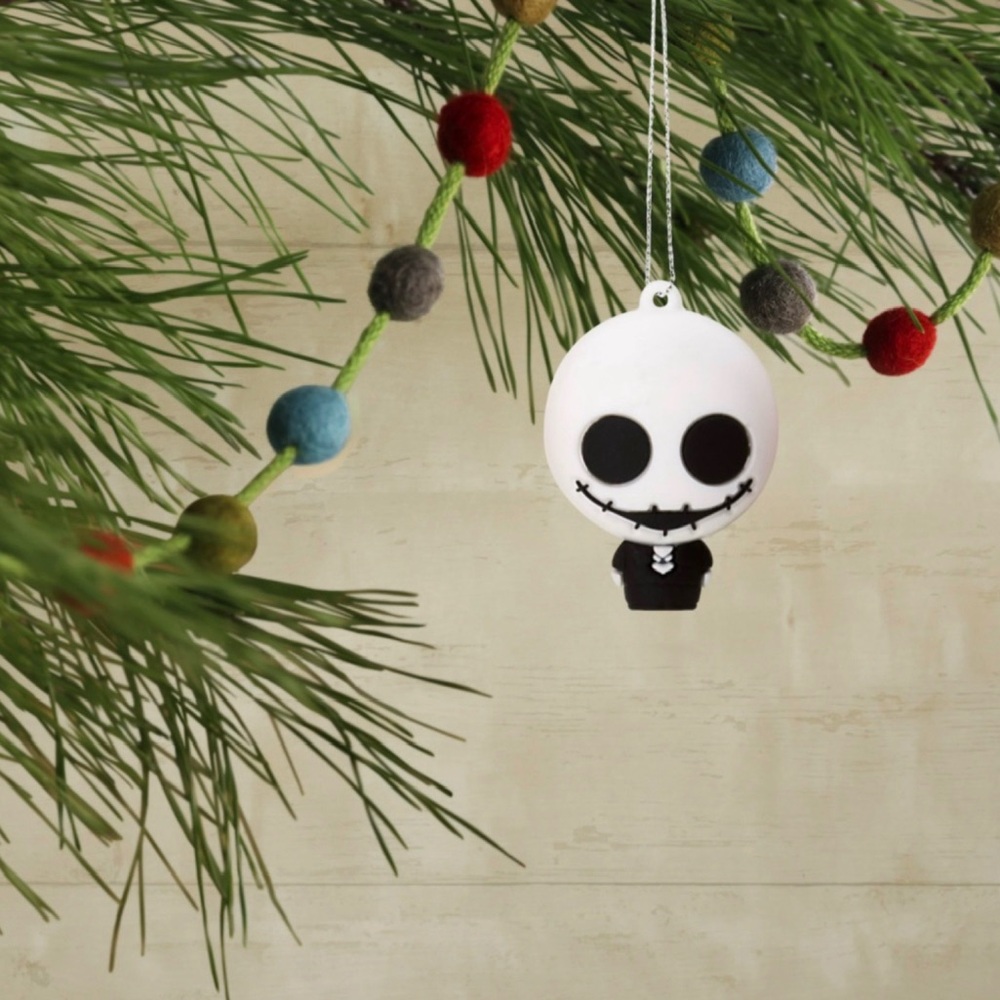 Hallmark Disney's The Nightmare Before Christmas Set of (6) Mini Ornaments (NWT) - Picture 4 of 11